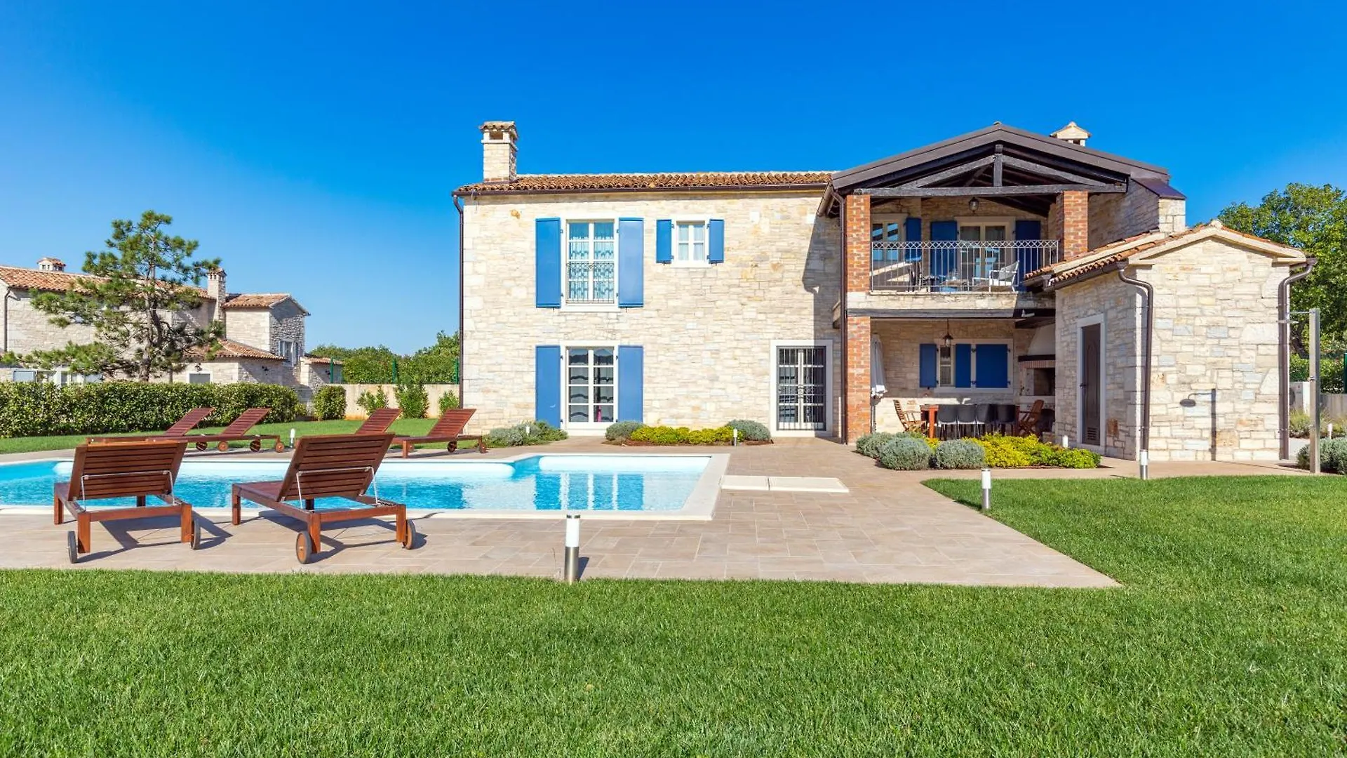Villa Farfalla Zuzici